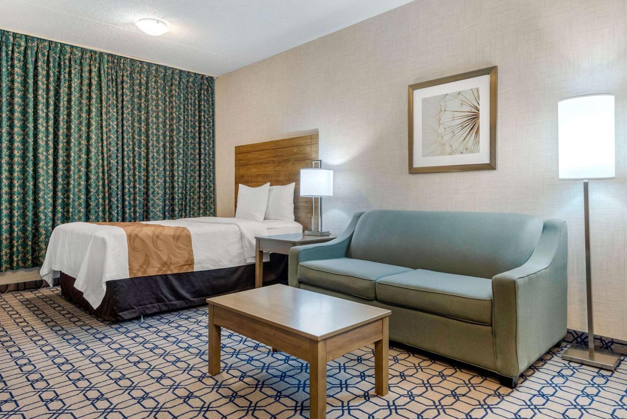 Quality Suites Whitby Eksteriør bilde