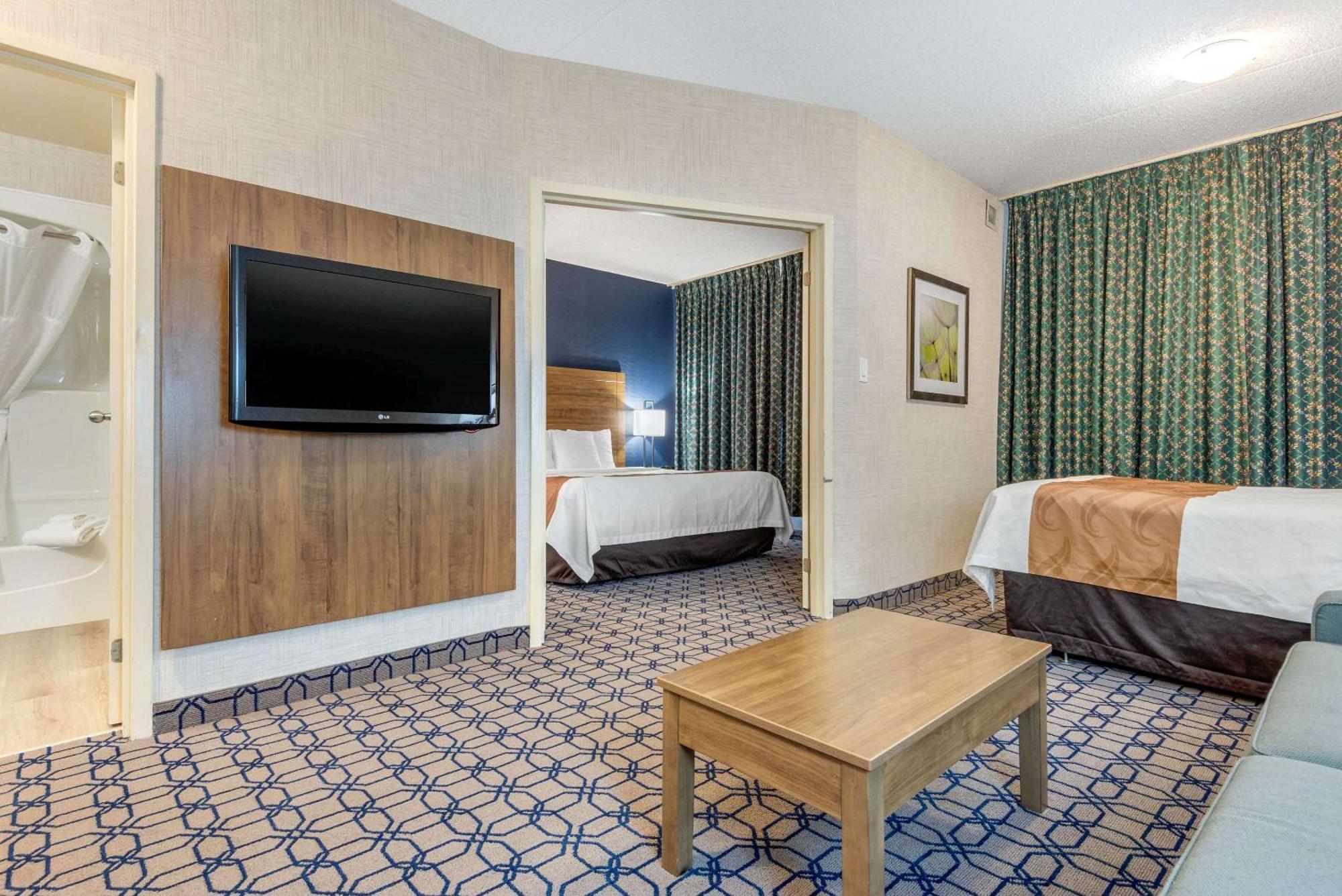 Quality Suites Whitby Eksteriør bilde