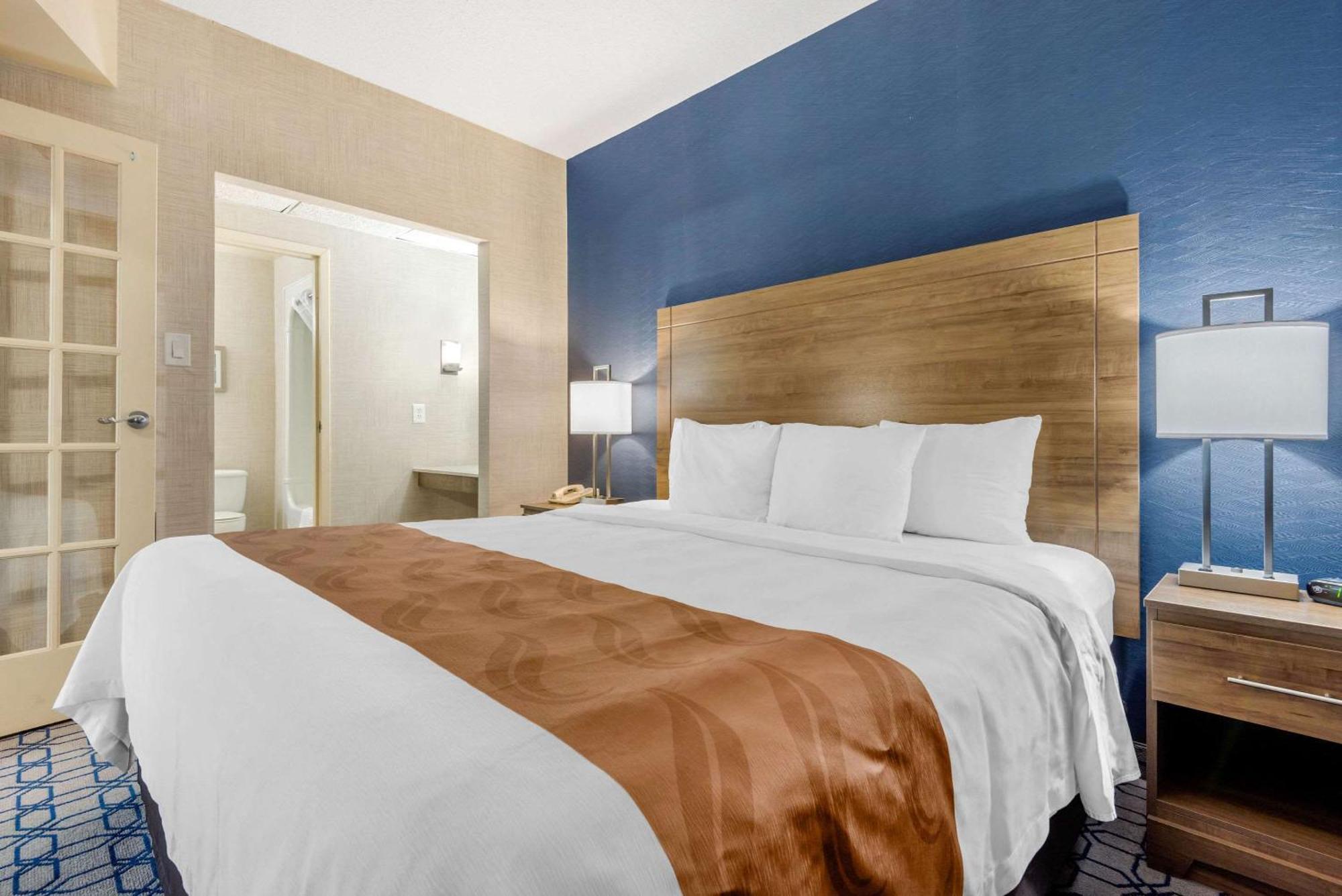 Quality Suites Whitby Eksteriør bilde