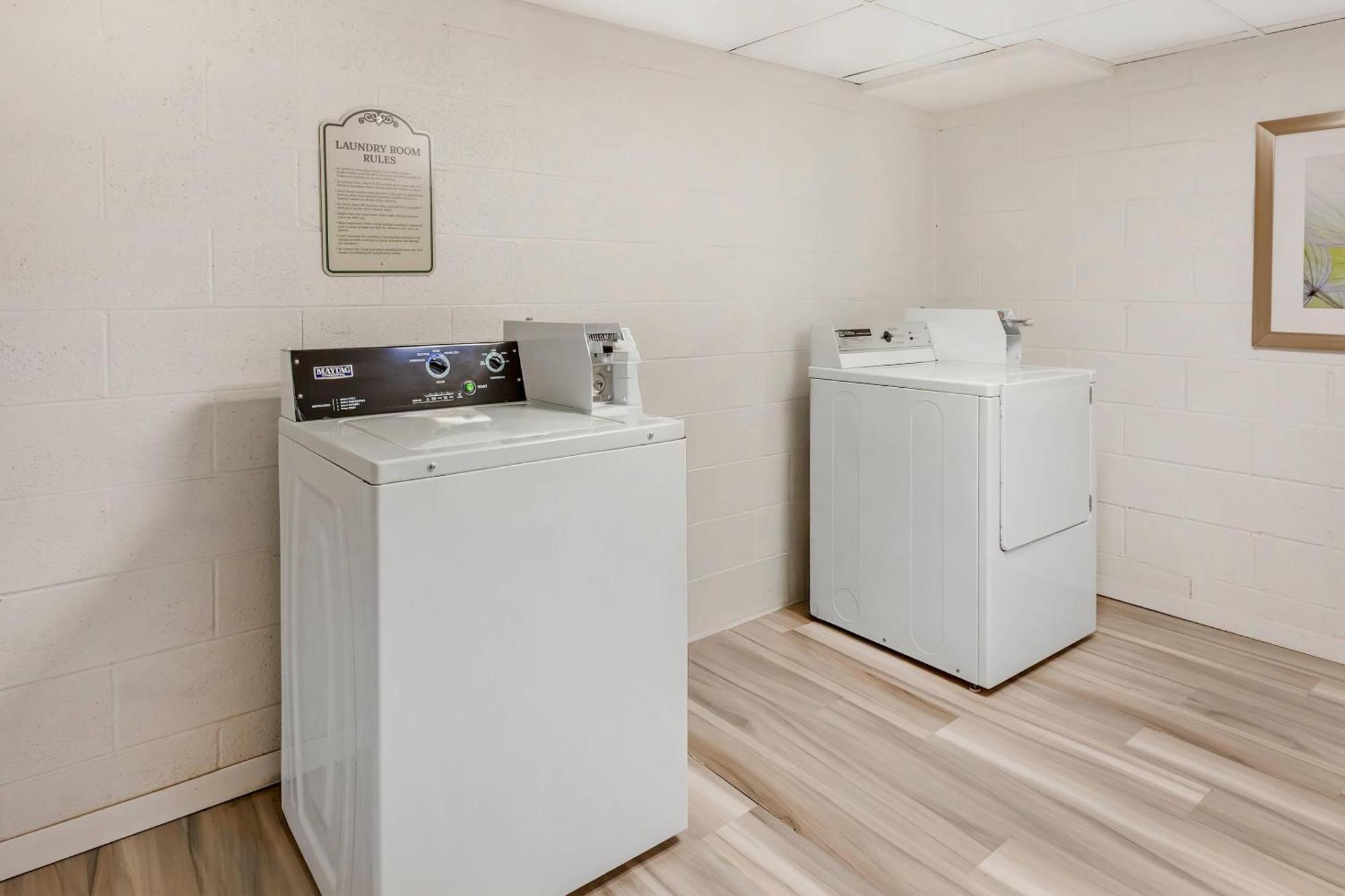 Quality Suites Whitby Eksteriør bilde