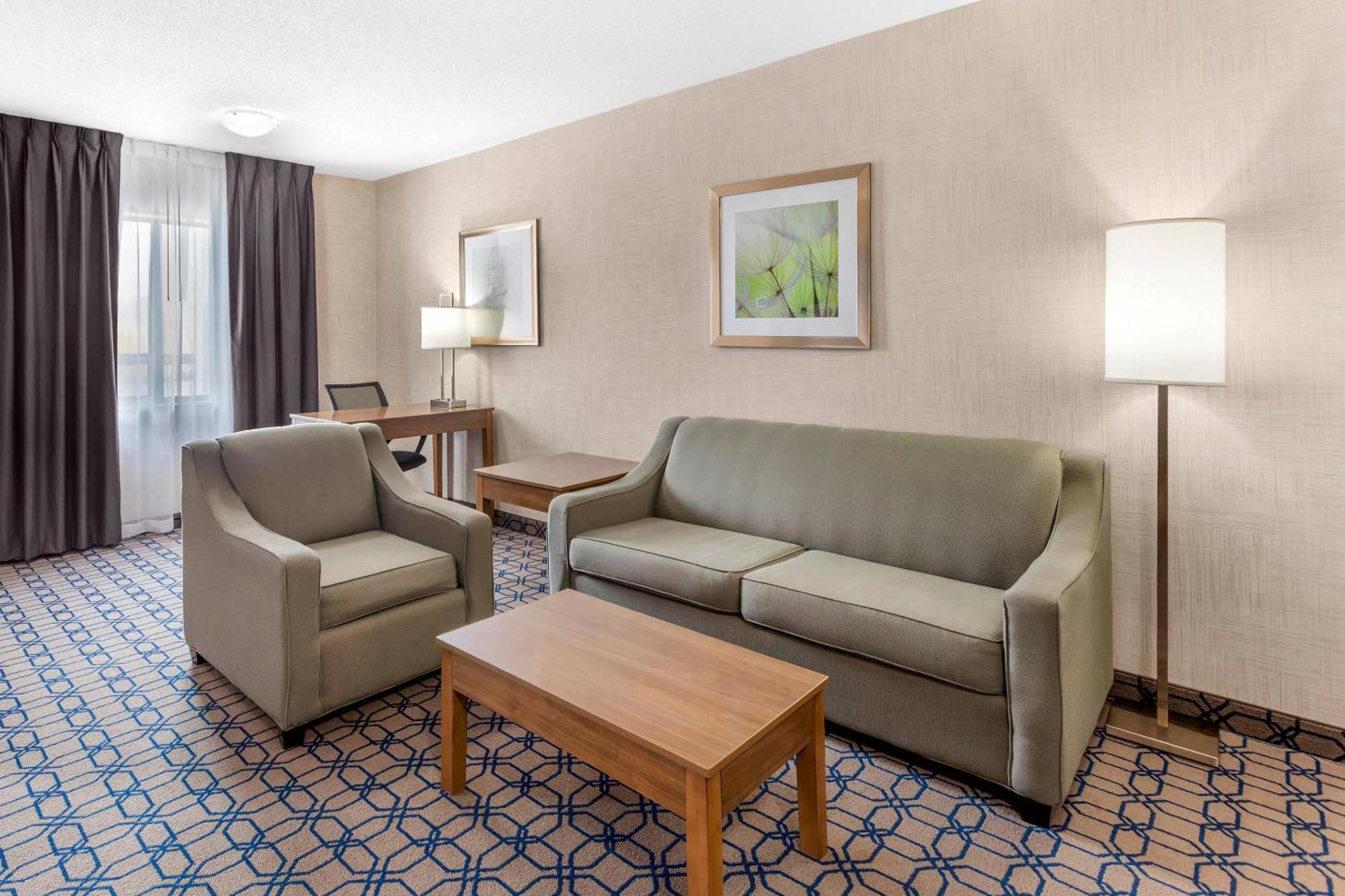 Quality Suites Whitby Eksteriør bilde