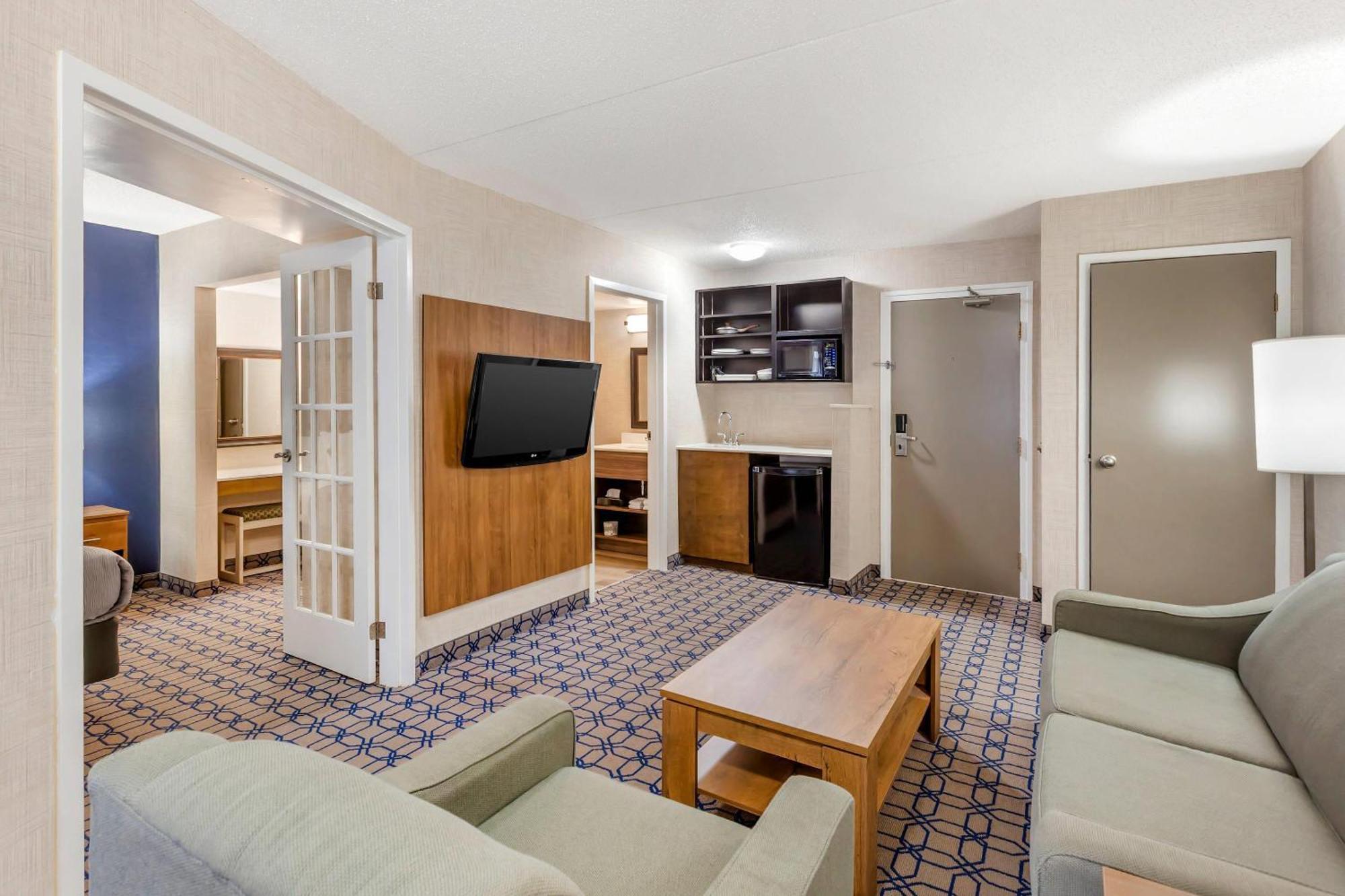 Quality Suites Whitby Eksteriør bilde